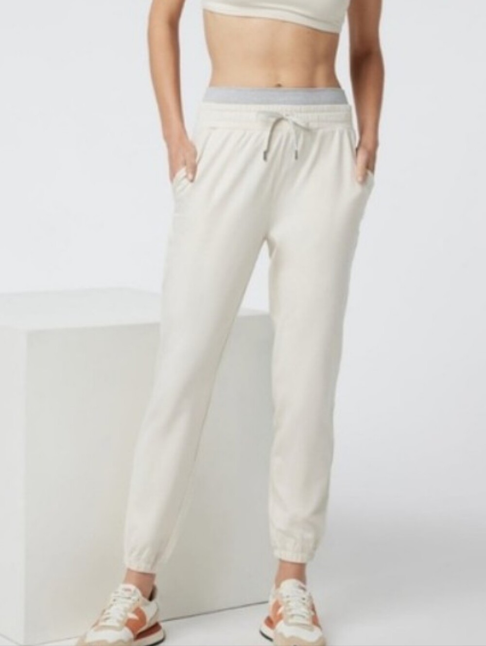 Vuori Halo Warm-Up Jogger